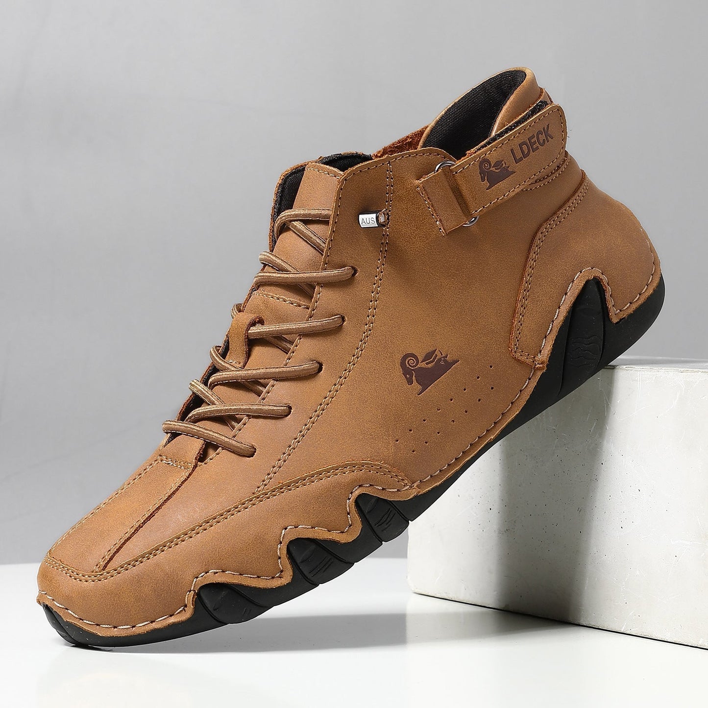 VogLDeck – Waterproof & Breathable Orthopedic Footwear